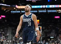 独行侠队青年球员崭露头角，球队未来前途一片光明的简单介绍